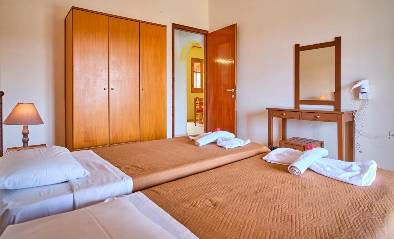 Hotel Olga Агиос Стефанос Экстерьер фото